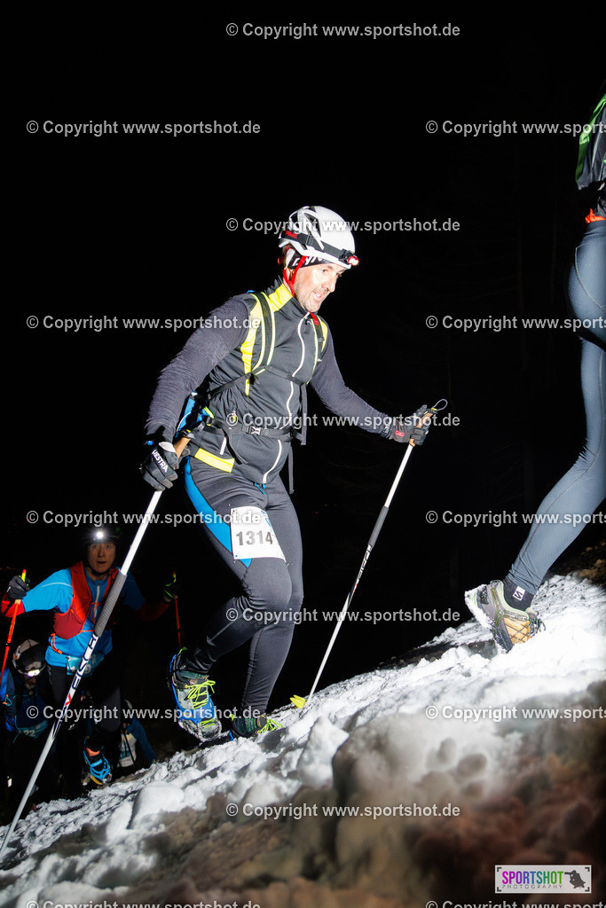 SZI_7020 | VerticalUp! #vertical_up_kitzbuehel #sportshot_your_pictrs #yourpictrs #dinafit #verticalup!2026