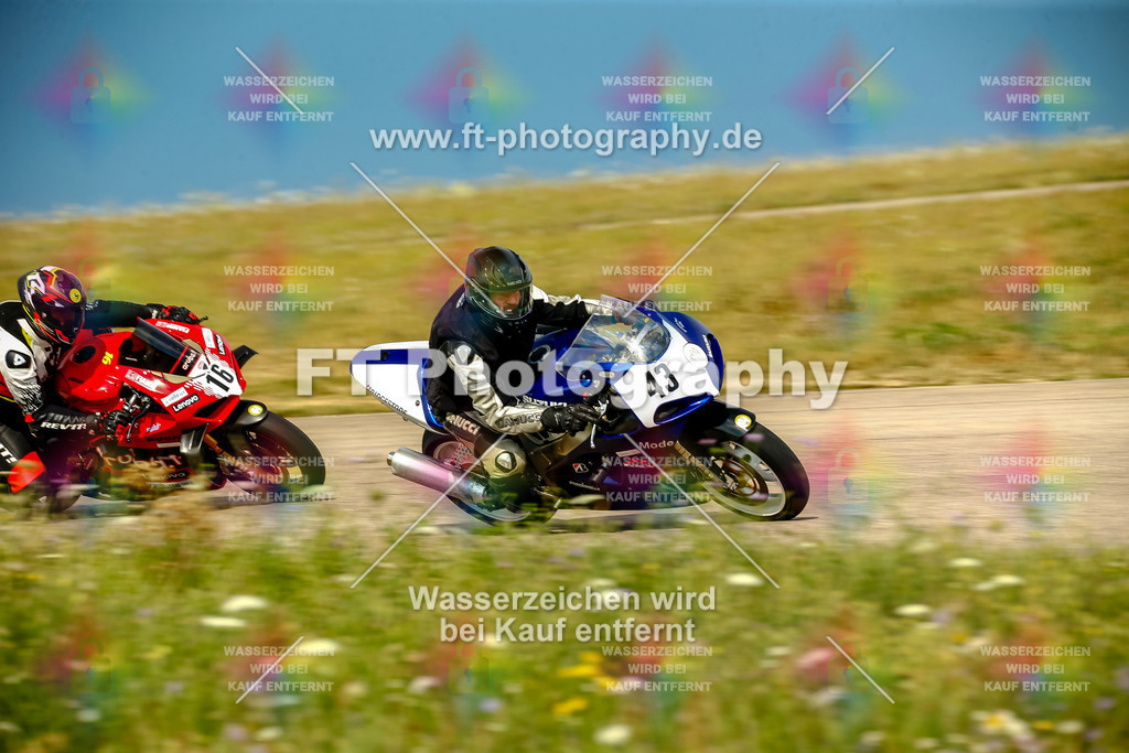 Chambley Juli-0612 | Hier findet Ihr Bilder von Touristenfahrten auf der Nürburgring Nordschleife oder von anderen Veranstaltungen die ich besucht habe. Viel Spass beim Durch Schauen 