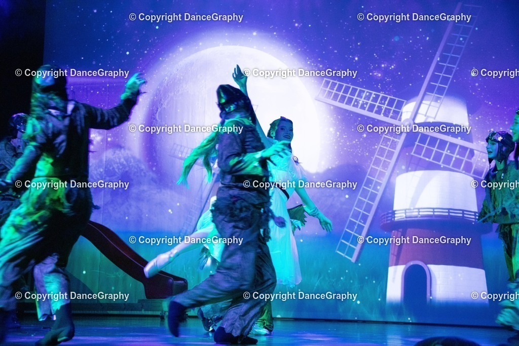 GPHY2913 | DanceGraphy - Realisiert mit Pictrs.com