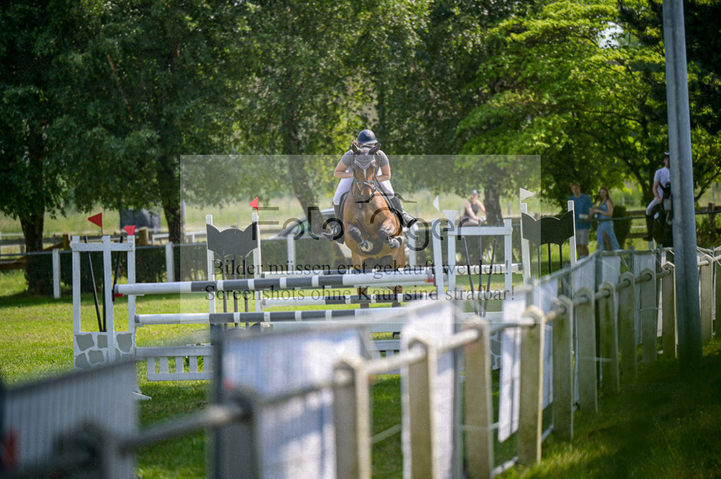 Reitturnier Voxtrup | Entdecke hochwertige Reitturnierfotos von Foto Oger. Professionell, emotional und authentisch – jetzt Lieblingsmomente im Shop bestellen.Deutschlandweite Turnierfotografie. - Realisiert mit Pictrs.com