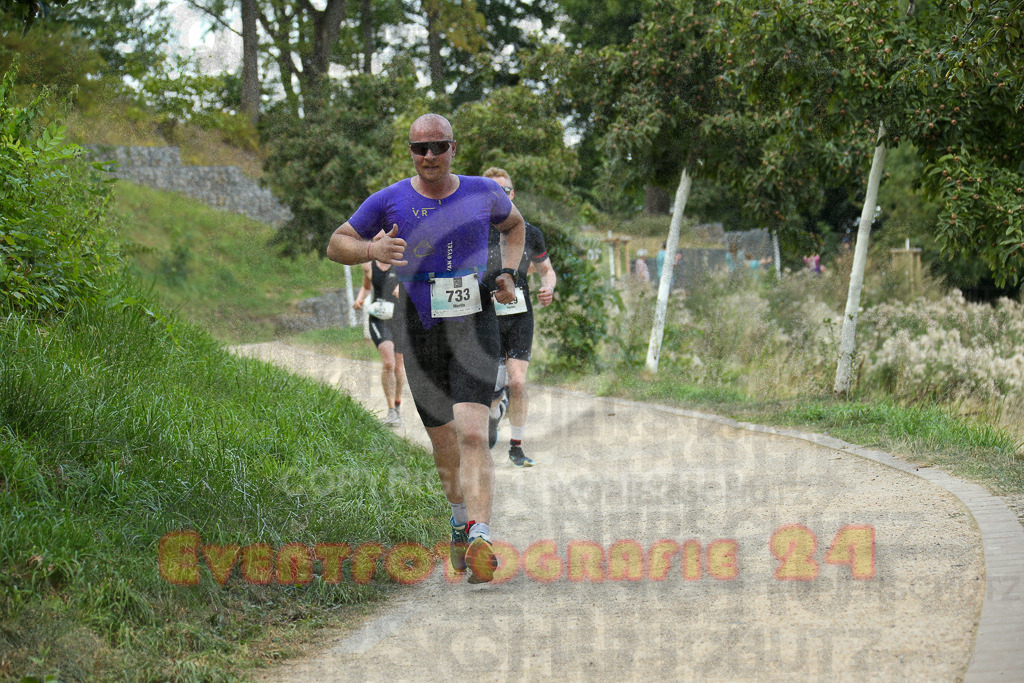 250824_1430_EX1_6473 | Sportfotografie im Rhein-Sieg Kreis, Köln, Bonn, NRW, Rheinland Pfalz, Hessen, etc. Unser Tätigkeitsfeld umfasst den Laufsport vom Volkslauf über den Marathon, Duathlon, Triathon bis zum Ultralauf wie Kölnpfad Ultra oder Schindertrail.