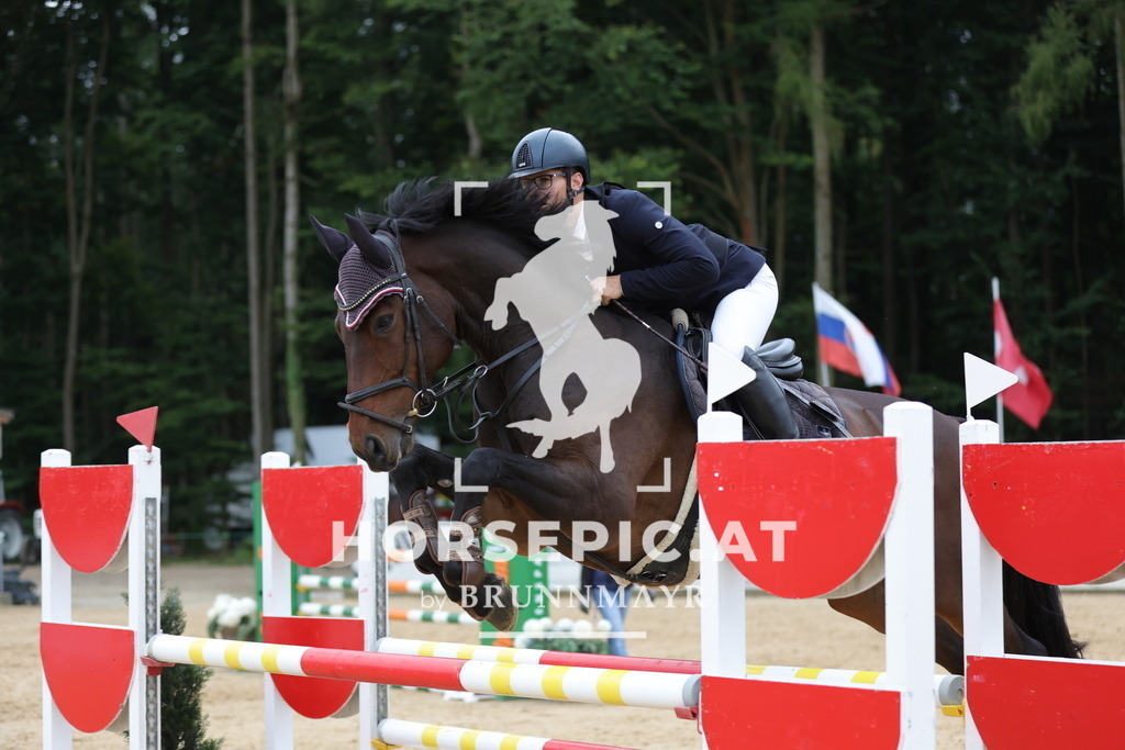 0P6A7186 | Willkommen bei Brunnmayr - Design & Fotografie – Ihrem Spezialisten für Reitturniere und Pferdeveranstaltungen in Oberösterreich, Salzburg und Bayern! Seit über 17 Jahren sind wir leidenschaftlich dabei.