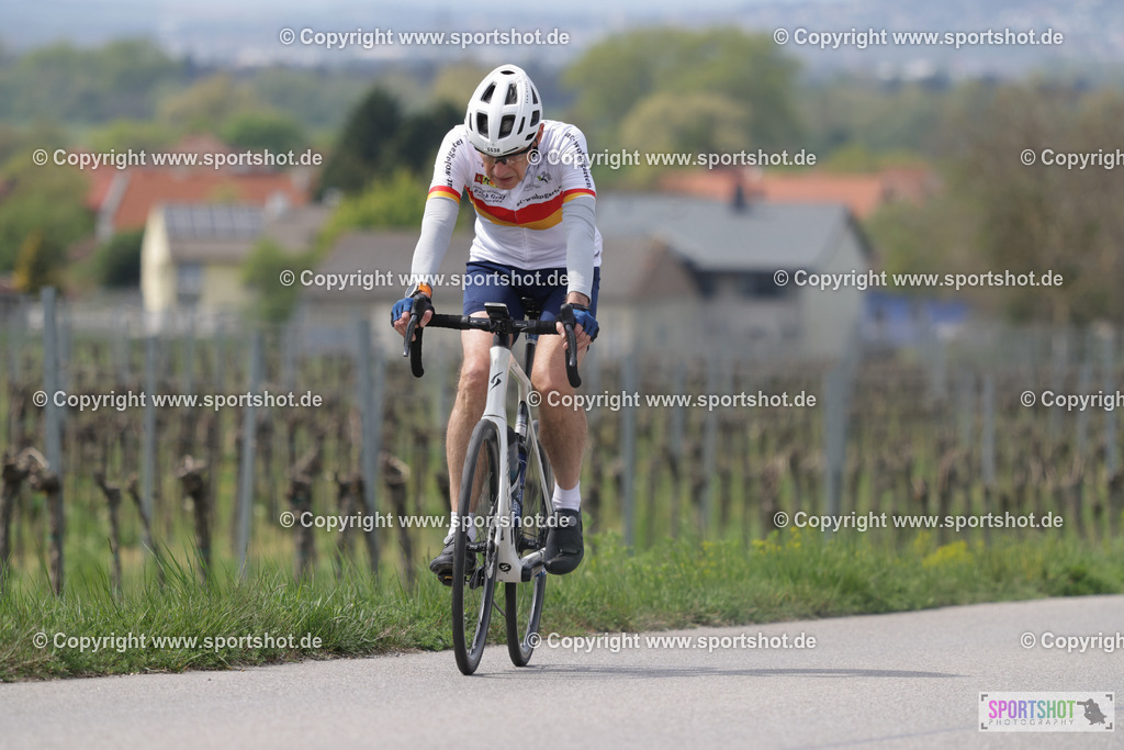 368A5668 | Neusiedlersee Radmarathon 2026@sportshot_your_pictrs #yourpictures#roadtowm2029 #nrm #neusiedlerseeradmarathon #neusiedlersee #neusiedlerseetourismus #burgenland #mörbisch #nrm26 #burgenlandtourismus #voglundco #poweredbyburgenlandtourismus #radsport #rad #marathon #ucigranfondo #visitburgenland #ucigranfondoworldseries