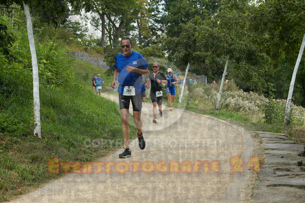 250824_1357_EX1_4400 | Sportfotografie im Rhein-Sieg Kreis, Köln, Bonn, NRW, Rheinland Pfalz, Hessen, etc. Unser Tätigkeitsfeld umfasst den Laufsport vom Volkslauf über den Marathon, Duathlon, Triathon bis zum Ultralauf wie Kölnpfad Ultra oder Schindertrail.