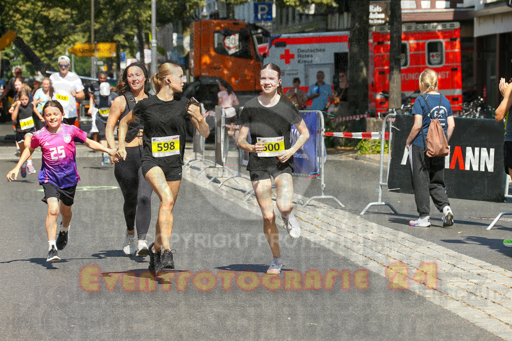 250621_1046_EX1_2479 | Sportfotografie im Rhein-Sieg Kreis, Köln, Bonn, NRW, Rheinland Pfalz, Hessen, etc. Unser Tätigkeitsfeld umfasst den Laufsport vom Volkslauf über den Marathon, Duathlon, Triathon bis zum Ultralauf wie Kölnpfad Ultra oder Schindertrail.