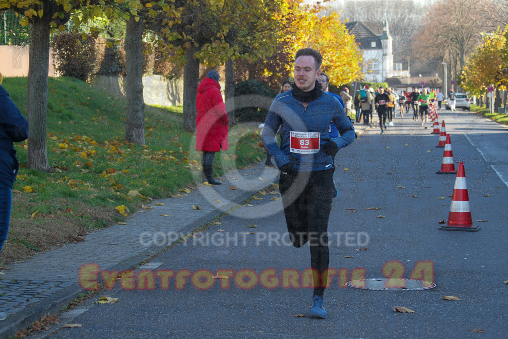 241201_1222_EV4_2247 | Sportfotografie im Rhein-Sieg Kreis, Köln, Bonn, NRW, Rheinland Pfalz, Hessen, etc. Unser Tätigkeitsfeld umfasst den Laufsport vom Volkslauf über den Marathon, Duathlon, Triathon bis zum Ultralauf wie Kölnpfad Ultra oder Schindertrail.