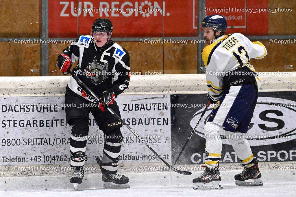 EC Tigers Paternion vs. Tarco Wölfe II | #8 Konrad Simon Tarco Wölfe II, #13 Untermoser Christoph EC Tigers Paternion, EC Tigers Paternion vs. Tarco Wölfe II, EC Tigers Paternion vs. Tarco Wölfe II am 19.12.2024 in Spittal an der Drau (Eissportzentrum Spittal), Austria, (Photo by Bernd Stefan)