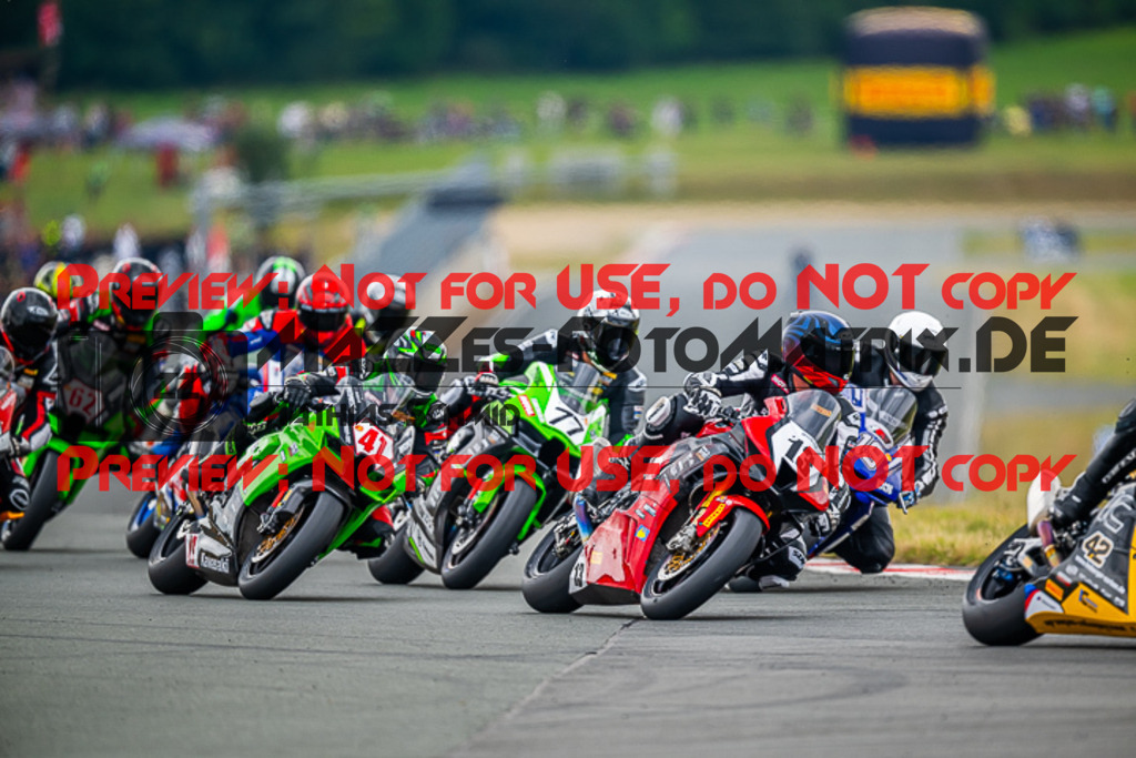 MaZZes_Fotomatrix_20230722_6007705_1996 | PRO SUPERSTOCK