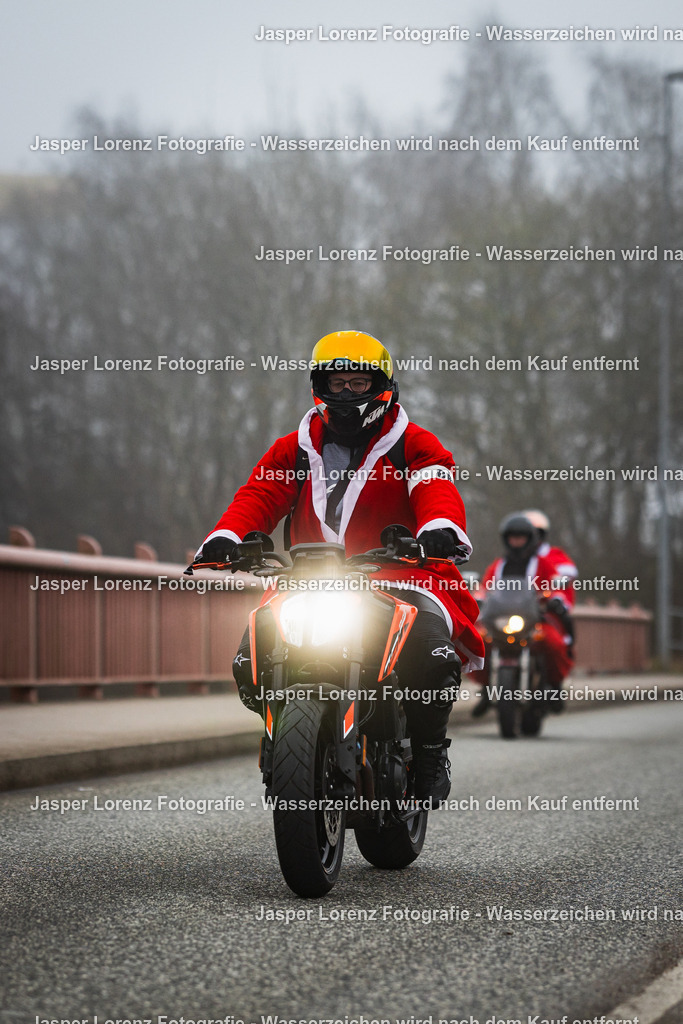 X-Mas Ride I Kiel I 2025 | Jasper Lorenz Fotografie - Realisiert mit Pictrs.com