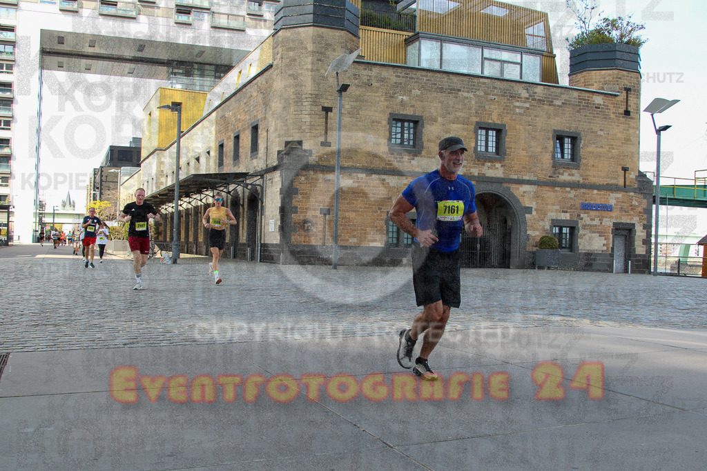 250920_1454_EV4_7455 | Sportfotografie im Rhein-Sieg Kreis, Köln, Bonn, NRW, Rheinland Pfalz, Hessen, etc. Unser Tätigkeitsfeld umfasst den Laufsport vom Volkslauf über den Marathon, Duathlon, Triathon bis zum Ultralauf wie Kölnpfad Ultra oder Schindertrail.