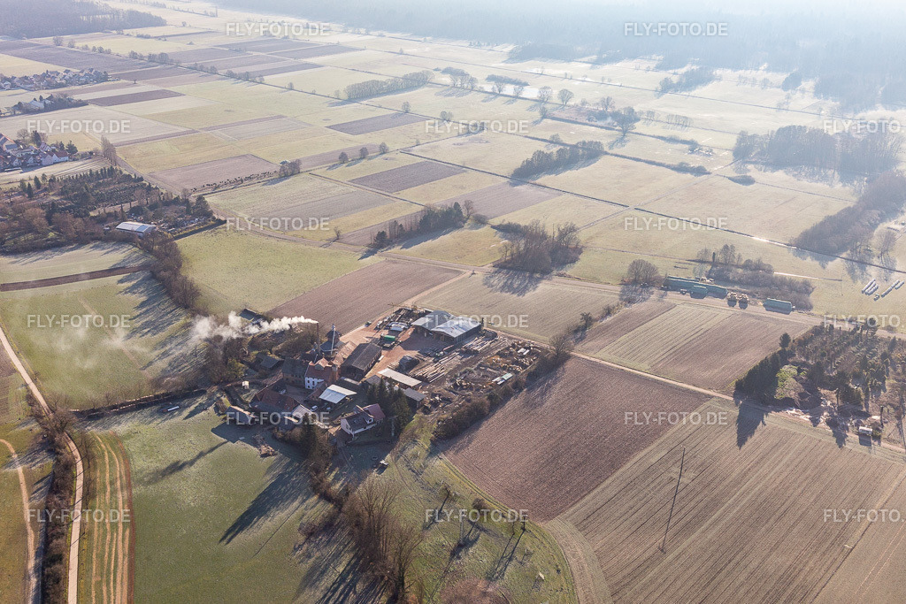 Holzwerk Orth mit abgebrannter Halle | Luftbild: Holzwerk Orth mit abgebrannter Halle im Ortsteil Schaidt in Wörth im Bundesland Rheinland-Pfalz in Deutschland. Foto: IMG_124141.jpg vom 11.01.2021 durch ©2025 Werner Riehm fly-foto.de/copyright - Realisiert mit Pictrs.com