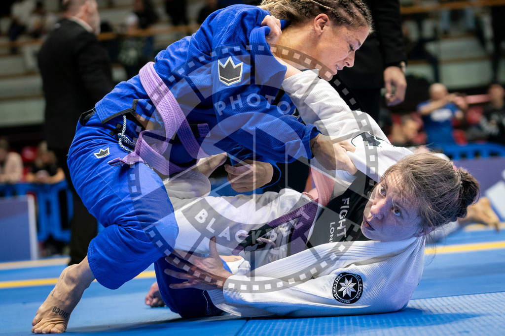 20240125PBB01282 | Fighters compete during the sixth day of the Brazilian Jiu-jitsu European Championship of the IBJJF in Paris, France, on January 25, 2024.