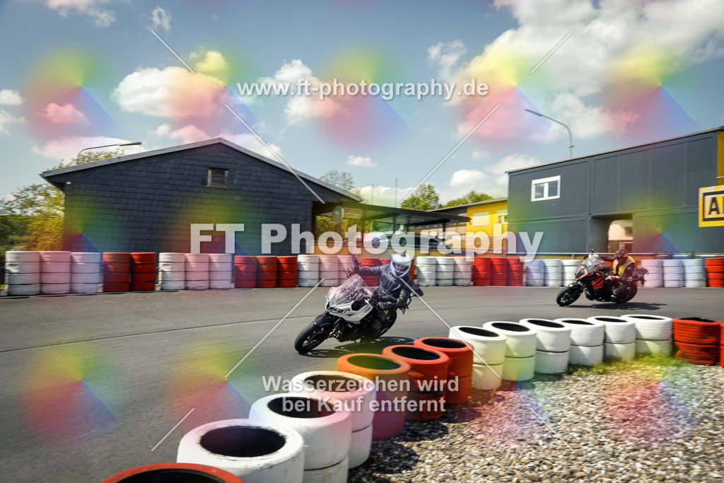 OBK_Mai_Volker_Adam-10907 | Hier findet Ihr Bilder von Touristenfahrten auf der Nürburgring Nordschleife oder von anderen Veranstaltungen die ich besucht habe. Viel Spass beim Durch Schauen 