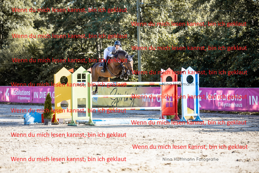 BK1A8635 | Turnierbilder Turnierfotos Nina Hüffmann Turnierfotografie Pferdefotografie Tierzeichnung Haustierzeichnung Pferdezeichnung Hundezeichnung Videograf  - Realisiert mit Pictrs.com