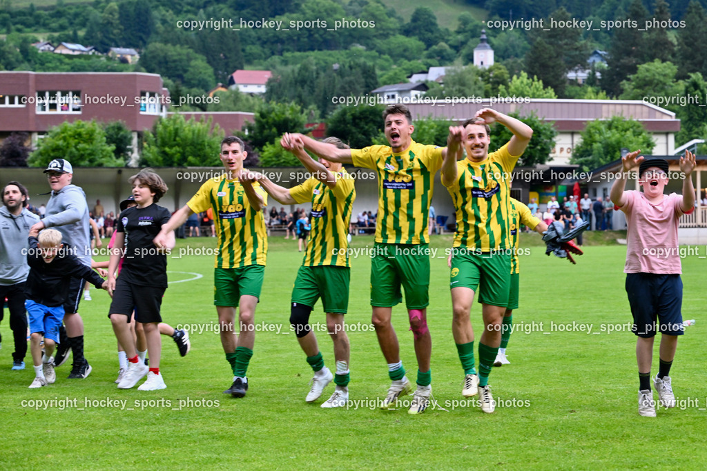 WSG Radenthein vs. St. Michael ob Bleiburg | #16 Rok Jamsek WSG Radenthein, #3 Max Unterwandling WSG Radenthein, #20 Mario Patrick Tarmann WSG Radenthein, #8 Dominik Georg Grimschitz WSG Radenthein, Jubel WSG Radenthein, Relegations Feier, WSG Radenthein vs. St. Michael ob Bleiburg, WSG Radenthein vs. St. Michael ob Bleiburg  am 15.06.2024 in Radenthein (Sportplatz Radenthein), Austria, (Photo by Bernd Stefan)