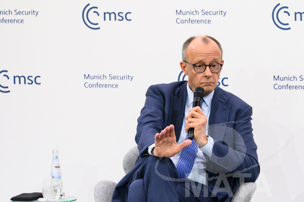 _DWI3595 | MATA IndoCon - Realisiert mit Pictrs.com