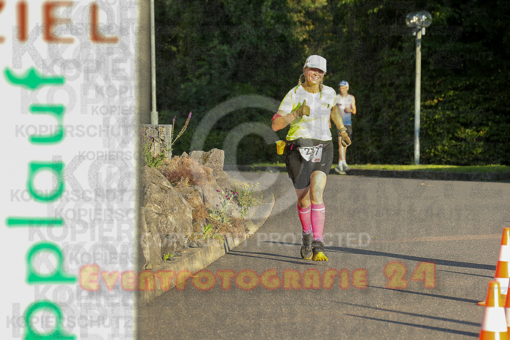 250801_1931_EX1_8126 | Sportfotografie im Rhein-Sieg Kreis, Köln, Bonn, NRW, Rheinland Pfalz, Hessen, etc. Unser Tätigkeitsfeld umfasst den Laufsport vom Volkslauf über den Marathon, Duathlon, Triathon bis zum Ultralauf wie Kölnpfad Ultra oder Schindertrail.