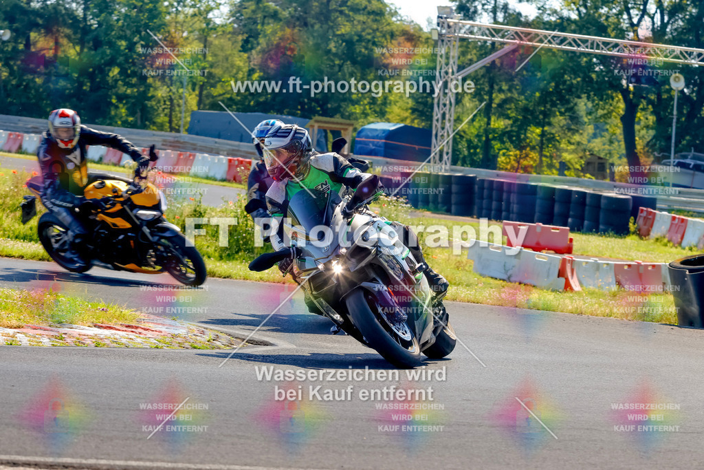 _MOT8965 | Hier findet Ihr Bilder von Touristenfahrten auf der Nürburgring Nordschleife oder von anderen Veranstaltungen die ich besucht habe. Viel Spass beim Durch Schauen 