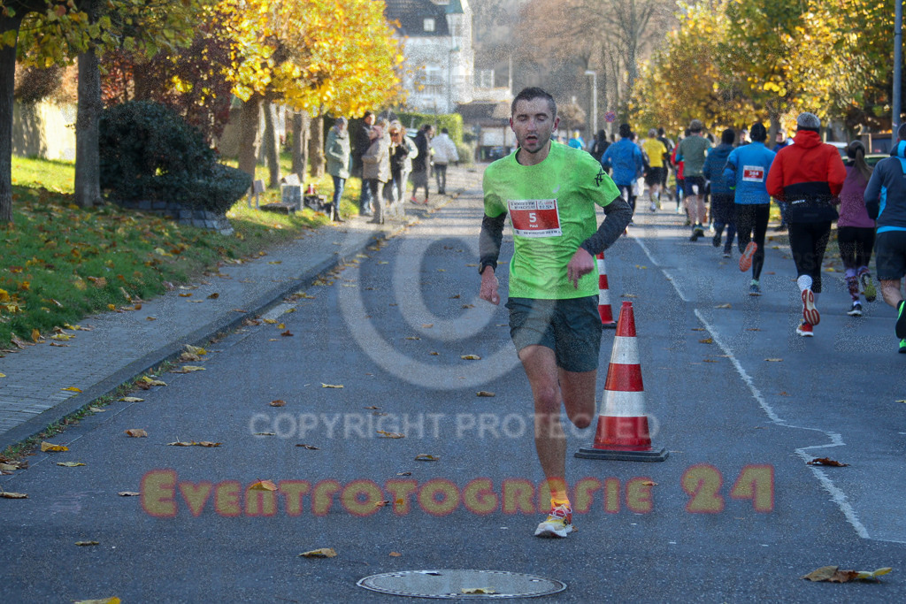 241201_1211_EV4_1879 | Sportfotografie im Rhein-Sieg Kreis, Köln, Bonn, NRW, Rheinland Pfalz, Hessen, etc. Unser Tätigkeitsfeld umfasst den Laufsport vom Volkslauf über den Marathon, Duathlon, Triathon bis zum Ultralauf wie Kölnpfad Ultra oder Schindertrail.