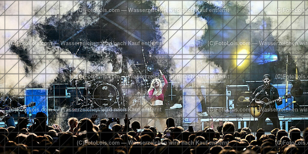 ALP8670_NASCHENWENG_Hollenstein | (C)FotoLois.com, Alois Spandl, Melissa NASCHENWENG auf BERGBAUERNTOUR beim KÖNIGSBERG OPEN AIR in Hollenstein, Sa 2. September 2023.