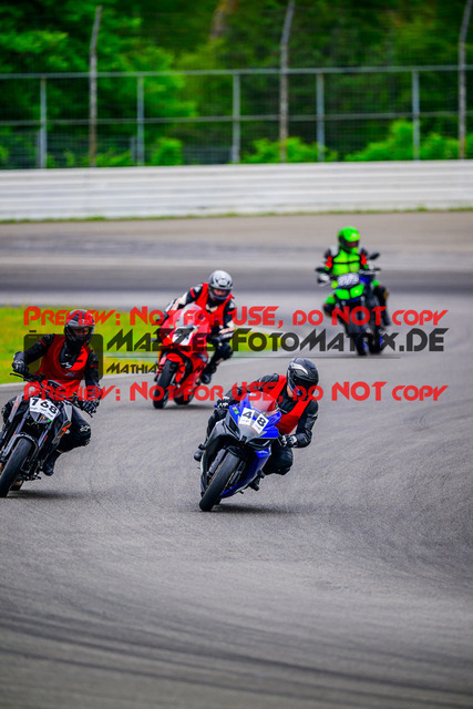 MaZZes_FotoMatrix_240614_6007705_3274 | INST