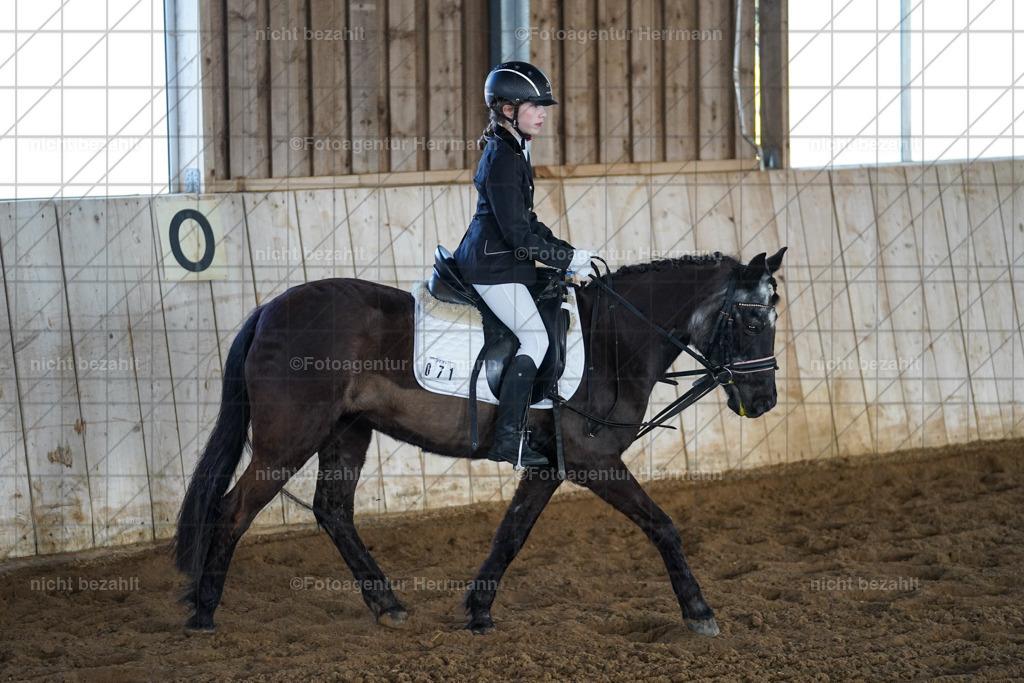 20230518-FAH03545 | Frühjahrsturnier, landberg am Lech, 2023, Reitclub Landsberg, Turnierbilder, Fotos Turnier Landsberg, Fotoagentur Herrmann, Turnierfotografen Bayern, reitsport Fotograf, Pferde Fotograf