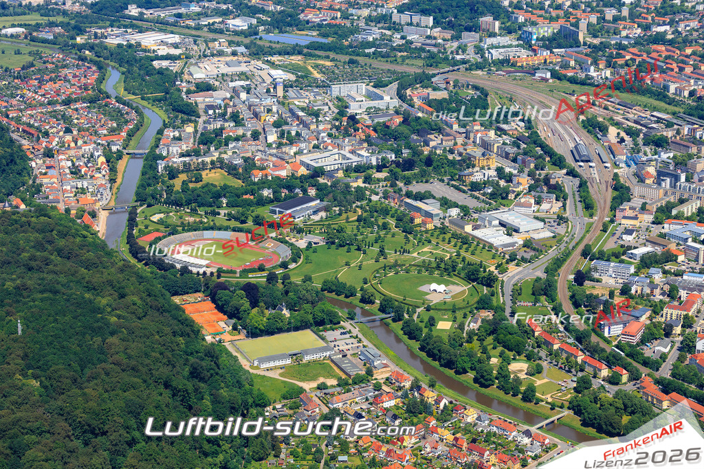 Die Luftaufnahme der Stadt Gera wurde vom UL-Flugzeug heraus erstellt ( keine Drohne )- hohe Auflösung für beste Qualität
