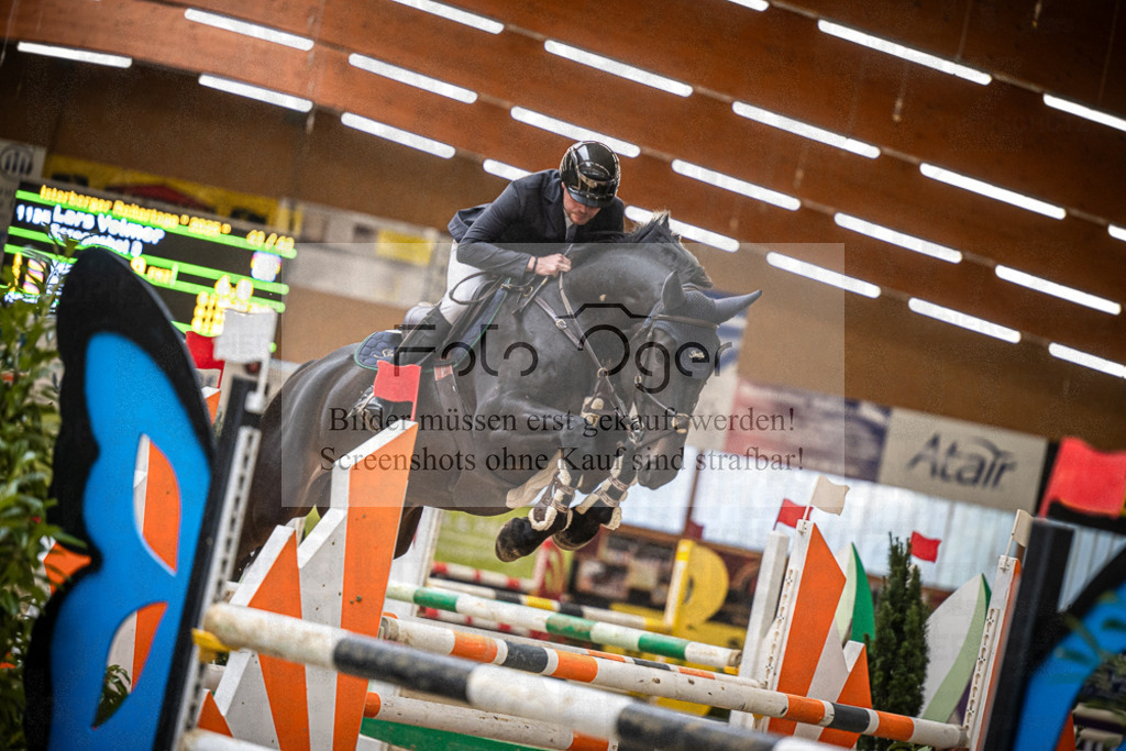 DOS_2592 | Entdecke hochwertige Reitturnierfotos von Foto Oger. Professionell, emotional und authentisch – jetzt Lieblingsmomente im Shop bestellen.Deutschlandweite Turnierfotografie. - Realisiert mit Pictrs.com