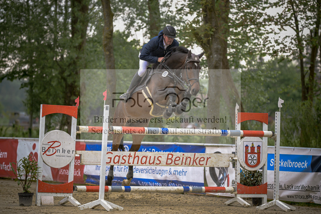 20240505-DOS_3708 | Entdecke hochwertige Reitturnierfotos von Foto Oger. Professionell, emotional und authentisch – jetzt Lieblingsmomente im Shop bestellen. - Realisiert mit Pictrs.com