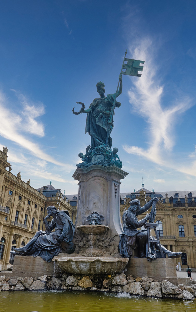 IMG_8549-1 | Als Fotograf mit Fokus auf Landschaft, Architektur und atmosphärische Bildgestaltung präsentiere ich Ihnen hier ausgewählte Galerien die als hochwertige Fine-Art-Print Wandbilder bestellt werden können. - Realisiert mit Pictrs.com