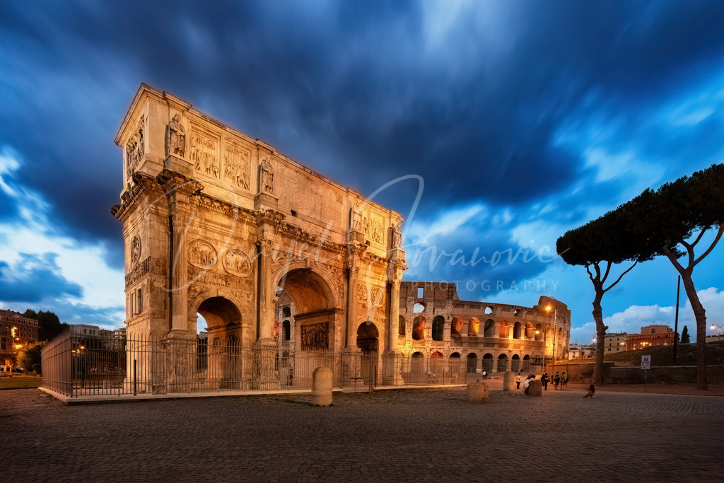 Konstantinsbogen | Der Konstantinsbogen vor dem Kolloseum in Rom