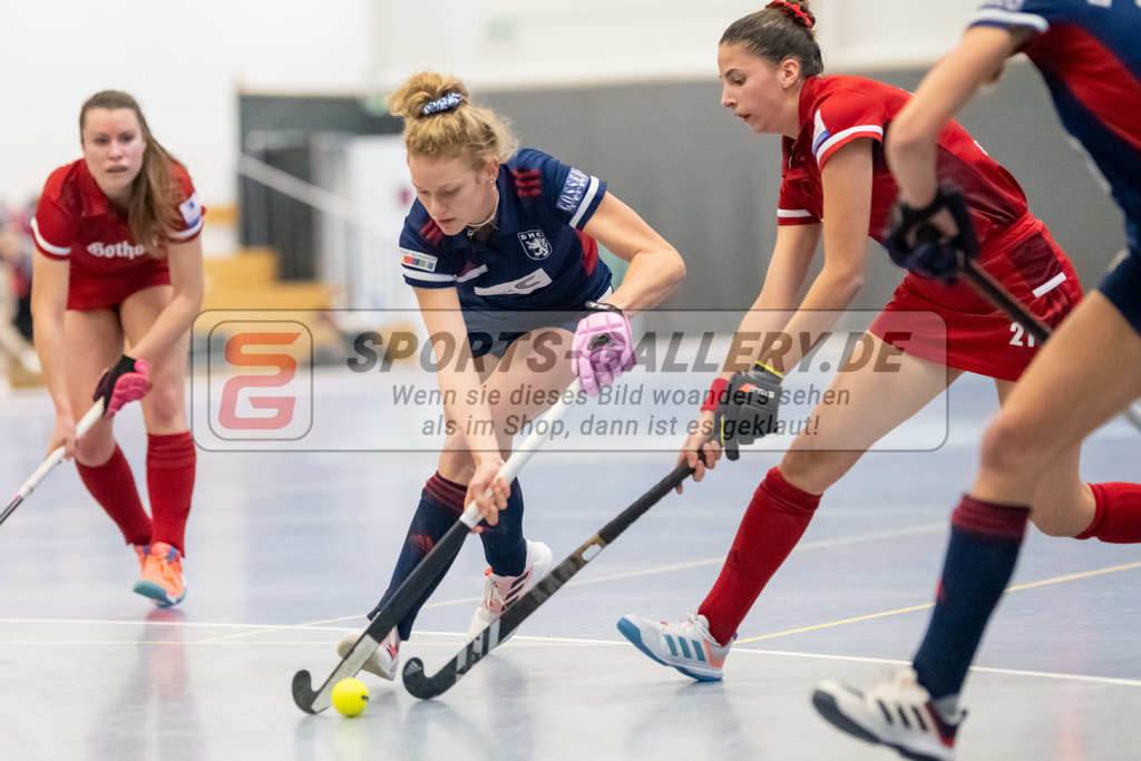 SFE_20221127_0101 | 1. Bundesliga Hockey Damen Düsseldorfer HC - Rot-Weiss Köln am 27.11.2022 in Düsseldorf (Düsseldorfer Hockeyclub 1905 e.V.), Photo: Stephan Fehrmann 2022 (Sports-Gallery)