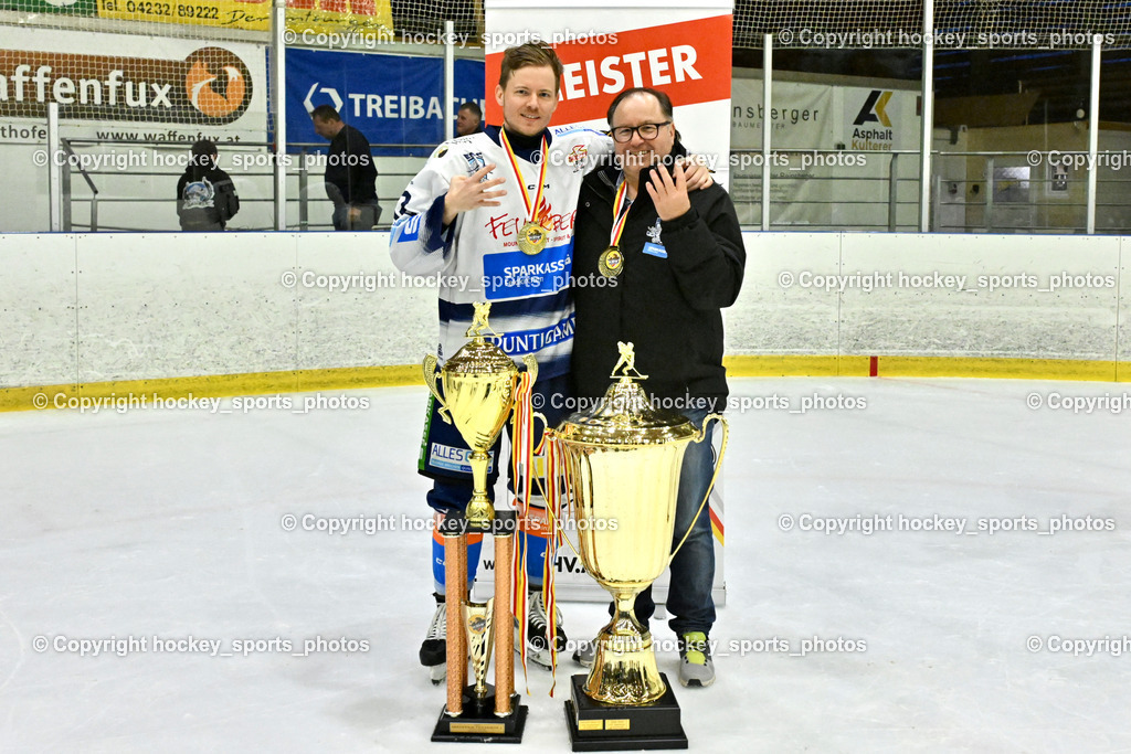 ESC Sparkasse Steindorf Meister 2025/26 | #92 Ratz Patrick ESC Steindorf, Sportlicher Leiter ESC Steindorf Armin Ratz, ESC Sparkasse Steindorf Meister 2025/26, ESC Sparkasse Steindorf Meister 2025/26 am 08.03.2026 in Althofen (Stadthalle Althofen), Austria, (Photo by Bernd Stefan)