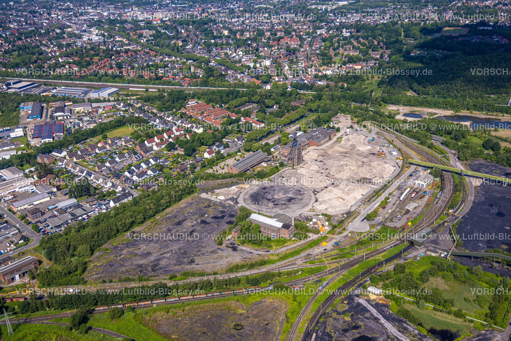 Bottrop220501925 | Luftbild, Zeche Prosper II mit Malakoffturm Förderturm, Batenbrock-Süd, Bottrop, Ruhrgebiet, Nordrhein-Westfalen, Deutschland