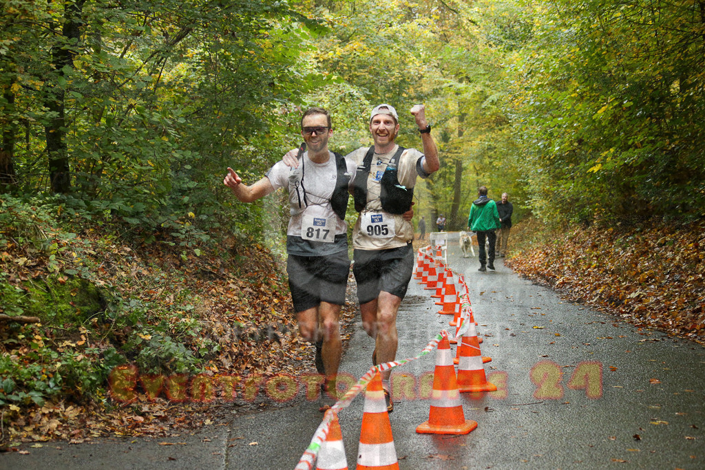 241027_1202_EX1_3969 | Sportfotografie im Rhein-Sieg Kreis, Köln, Bonn, NRW, Rheinland Pfalz, Hessen, etc. Unser Tätigkeitsfeld umfasst den Laufsport vom Volkslauf über den Marathon, Duathlon, Triathon bis zum Ultralauf wie Kölnpfad Ultra oder Schindertrail.