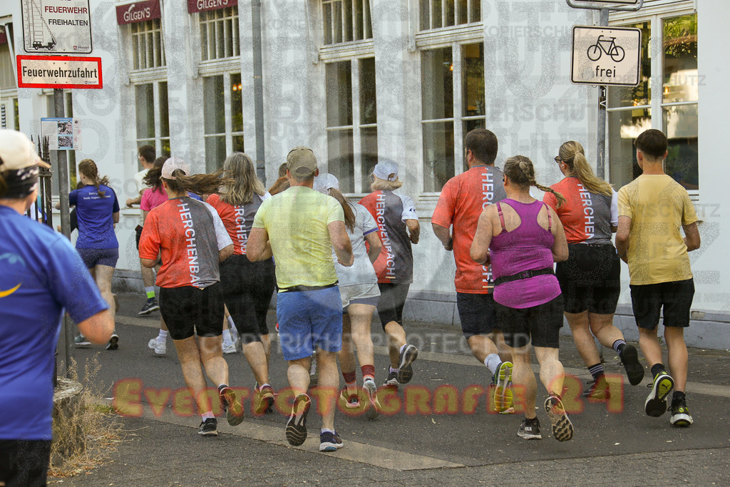 250621_1021_EX1_1756 | Sportfotografie im Rhein-Sieg Kreis, Köln, Bonn, NRW, Rheinland Pfalz, Hessen, etc. Unser Tätigkeitsfeld umfasst den Laufsport vom Volkslauf über den Marathon, Duathlon, Triathon bis zum Ultralauf wie Kölnpfad Ultra oder Schindertrail.