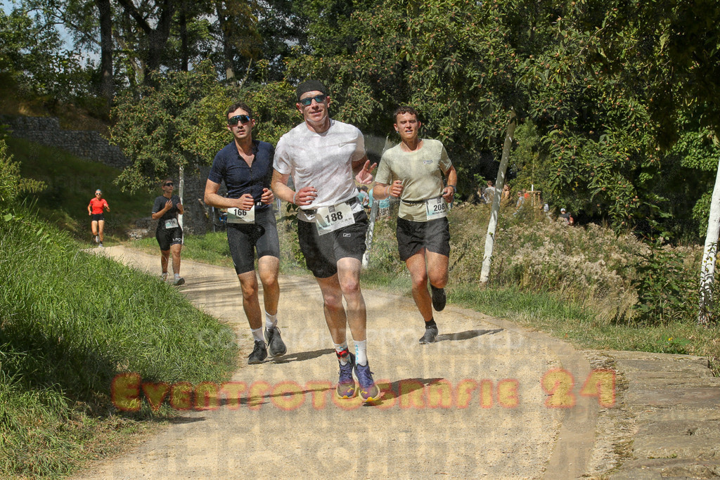 250824_1250_EX1_0726 | Sportfotografie im Rhein-Sieg Kreis, Köln, Bonn, NRW, Rheinland Pfalz, Hessen, etc. Unser Tätigkeitsfeld umfasst den Laufsport vom Volkslauf über den Marathon, Duathlon, Triathon bis zum Ultralauf wie Kölnpfad Ultra oder Schindertrail.