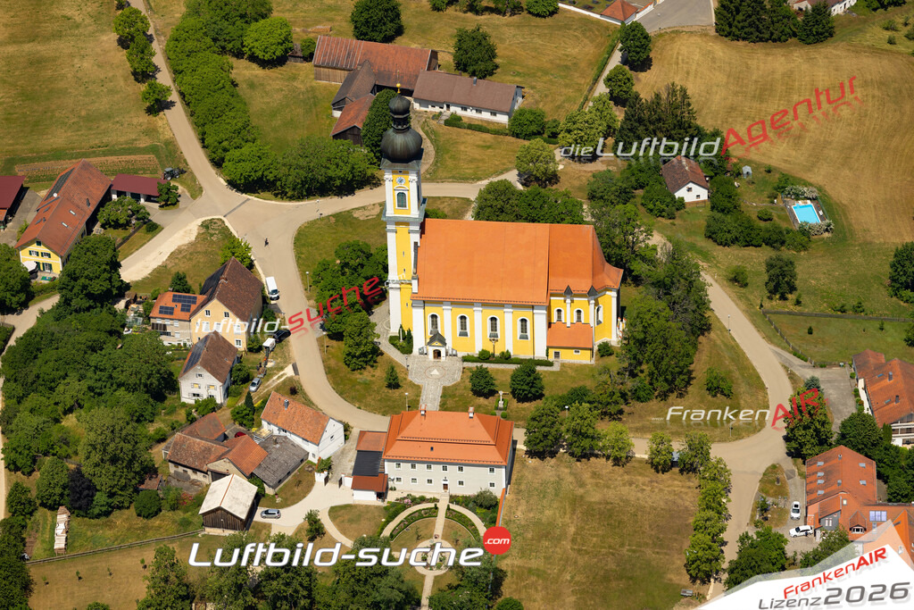 Das Luftbild zeigt : Eichlberg Hemau - Die Luftaufnahme wurde 2023 vom UL-Flugzeug aus erstellt ( keine Drohne ) - Hochauflösende Luftaufnahme - Für grossformatige Ausdrucke geeignet. Die Geschenkidee !Mit Lizenz und Bildrechte bestellbar