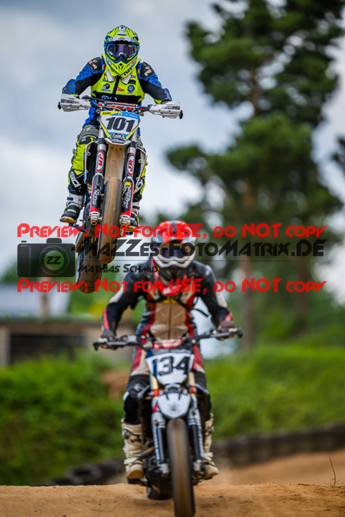 MaZZes_FotoMatrix_220528_5939 | Fotograf Mathias Schmid
Sportfotograf,
Eventfotograf,
Hochzeitsfotograf,
Portraitfotograf