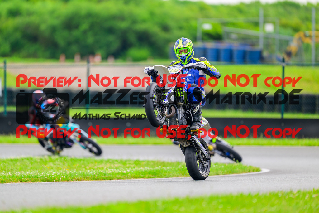 MaZZes_FotoMatrix_240622_6007705_6389 | S2