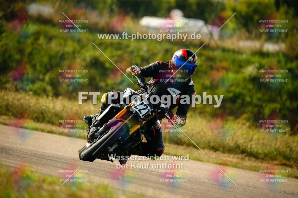 _MOT6004 | Hier findet Ihr Bilder von Touristenfahrten auf der Nürburgring Nordschleife oder von anderen Veranstaltungen die ich besucht habe. Viel Spass beim Durch Schauen 