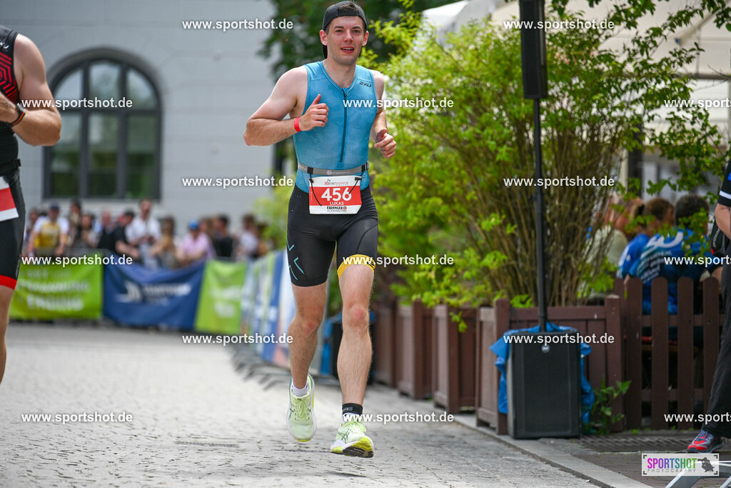 SZI_9038 | Stadttriathlon Erding 2025. #yourpictrs #sportshot_your_pictrs @Sportshotphotography #stadttriathlonerding Copyright: www.sportshot.de
