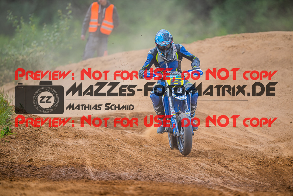 MaZZes_FotoMatrix_220528_8334 | Fotograf Mathias Schmid
Sportfotograf,
Eventfotograf,
Hochzeitsfotograf,
Portraitfotograf