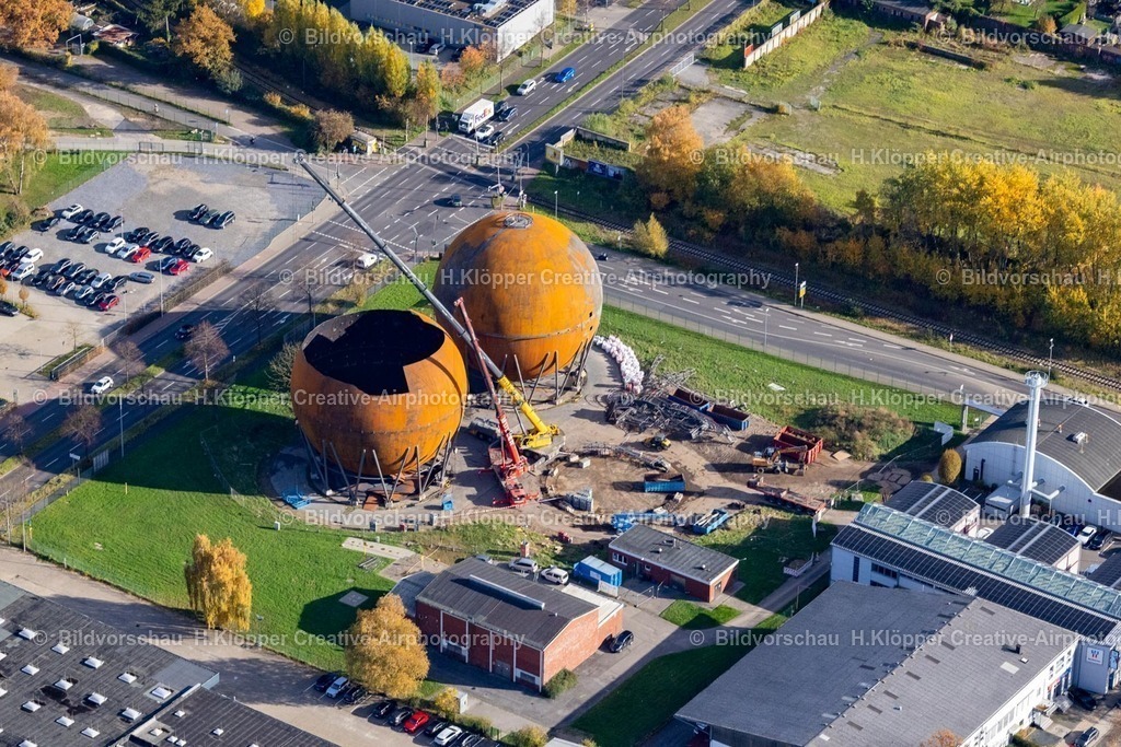 Luftbilder Aachen-7294 | Luftbildfotografie Abrißarbeiten auf dem Industriegelände " Gasometer- Hoch- Speicherbehälter " an der Straße Prager Ring in Aachen im Bundesland Nordrhein-Westfalen, Deutschland. - Realisiert mit Pictrs.com