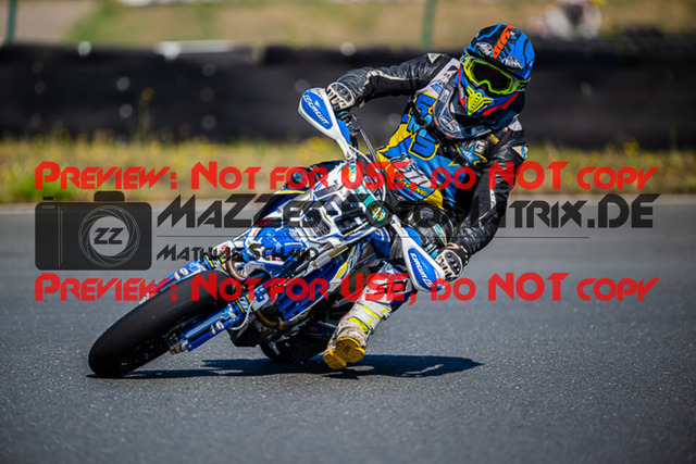 MaZZes_FotoMatrix_220813_4032 | UE40