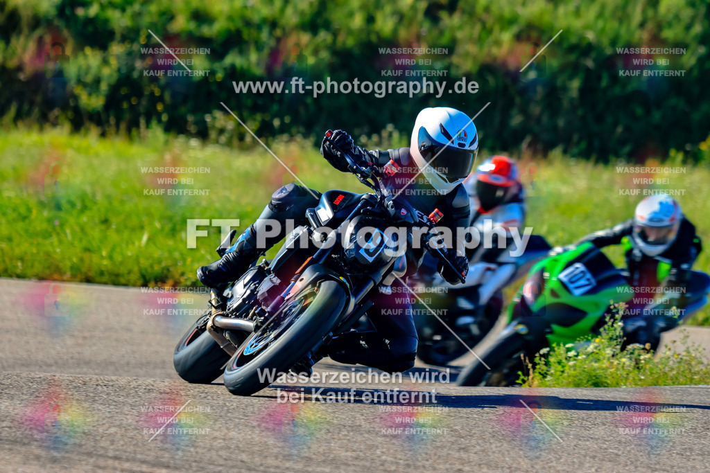 009-1927 | Hier findet Ihr Bilder von Touristenfahrten auf der Nürburgring Nordschleife oder von anderen Veranstaltungen die ich besucht habe. Viel Spass beim Durch Schauen 