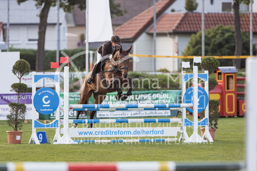 230713_LC_StilA-971 | Deine schönsten Turniermomente als professionelle Fotos! Entdecke hochwertige Pferdesport-Fotografie im Online-Shop. Jetzt Fotos finden & bestellen!