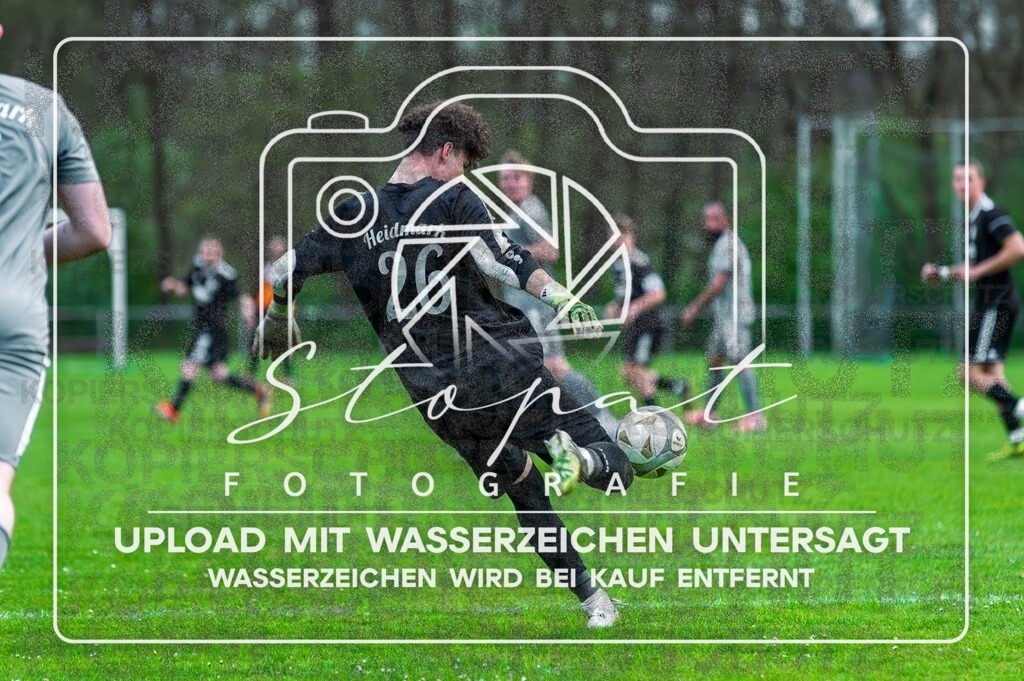 HMFGFS-1023 | Ben Buchholz (Heidmark 3 #26) beim Herren 3. Kreisklasse HK Spiel zwischen Heidmark III und FG Fulde-Stellichte im Heidmarkstadion, Bad Fallingbostel (Simon Paul Stopat) - Realisiert mit Pictrs.com