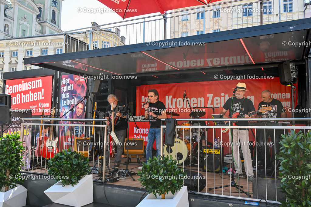 Linz_ Harley Davidson Charity_ 15.08.2023-22 | 15.08.2023, Linz, AUT, Harley Davidson Charity 2023 Hauptplatz Linz, im Bild Art Rockers