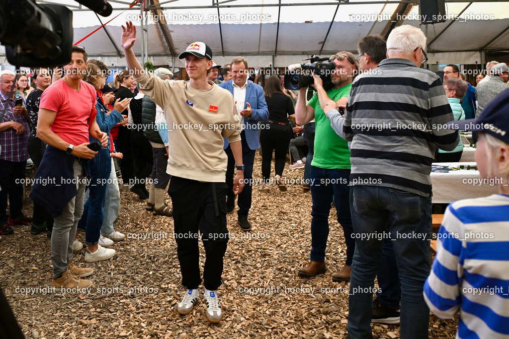 Empfang Daniel Tschofenig | Einzug Daniel Tschofenig, Empfang Daniel Tschofenig, Empfang Daniel Tschofenig am 10.05.2025 in Hohenthurn (Mehrzweckhaus Hohenthuurn), Austria, (Photo by Bernd Stefan)